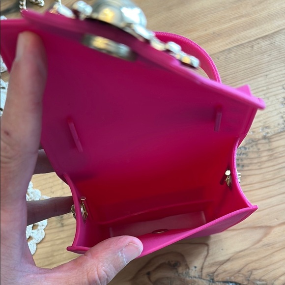 Vibrant Pink Mini Bag with Gold Beetle clasp and Chain Strap - Picture 5 of 7